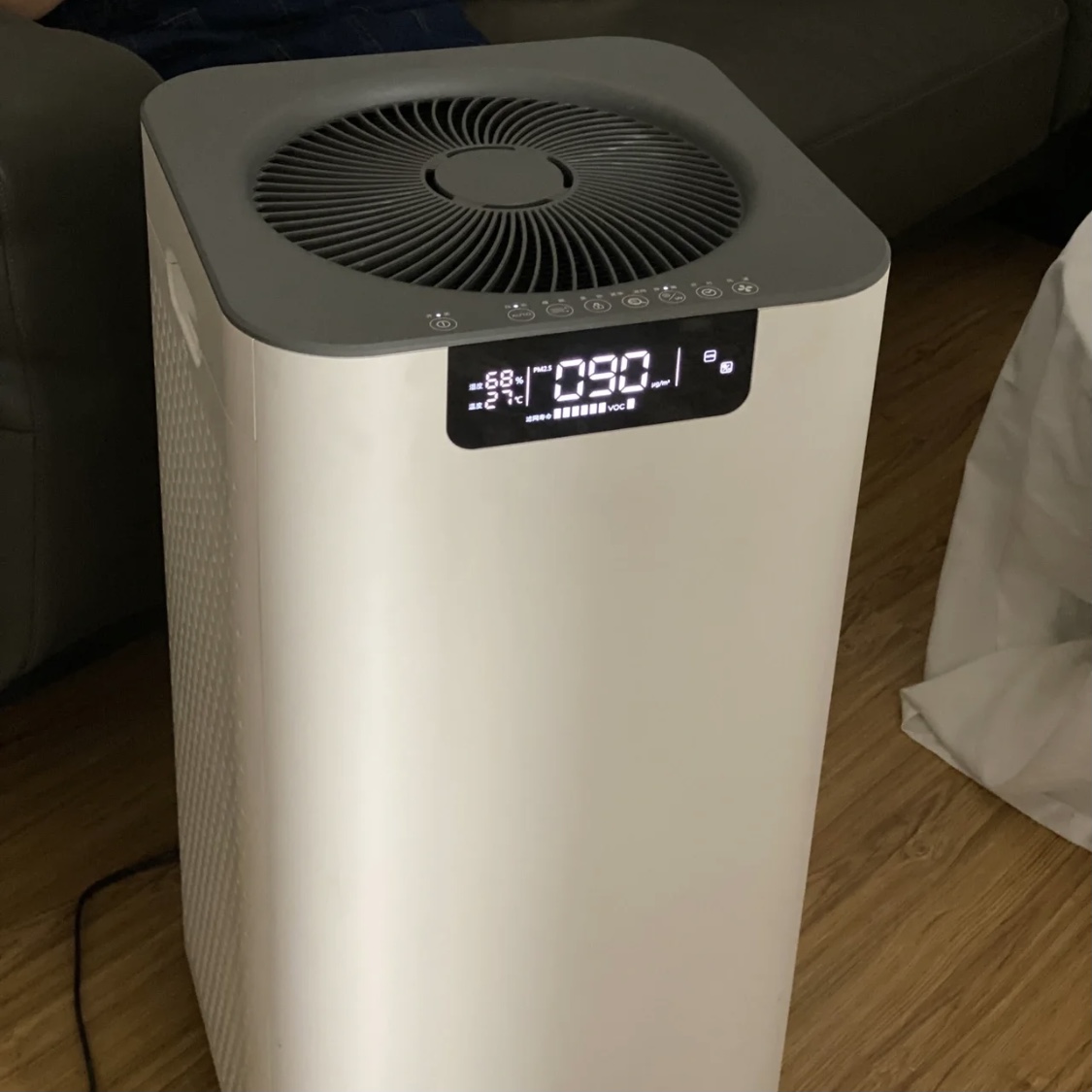 空氣凈化器只能針對空氣中的甲醛進(jìn)行凈化